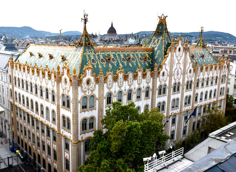 Вид на здание Государственного казначейства Венгрии (03).jpg