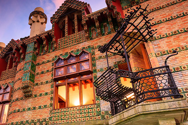 Work in Progress: Capricho de Gaudí - Iconic Houses