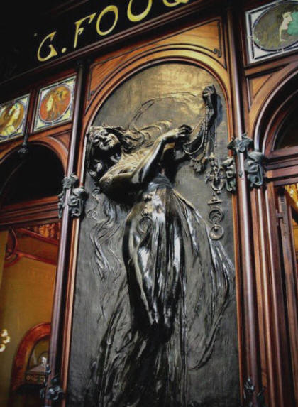 Ювелирный магазин Жоржа Фуке на рю Руаяль в Париже, открытый в 1901 году.  Дизайном занимался знаменитый мастер эпохи м… | Art nouveau architecture,  Art, Art nouveau